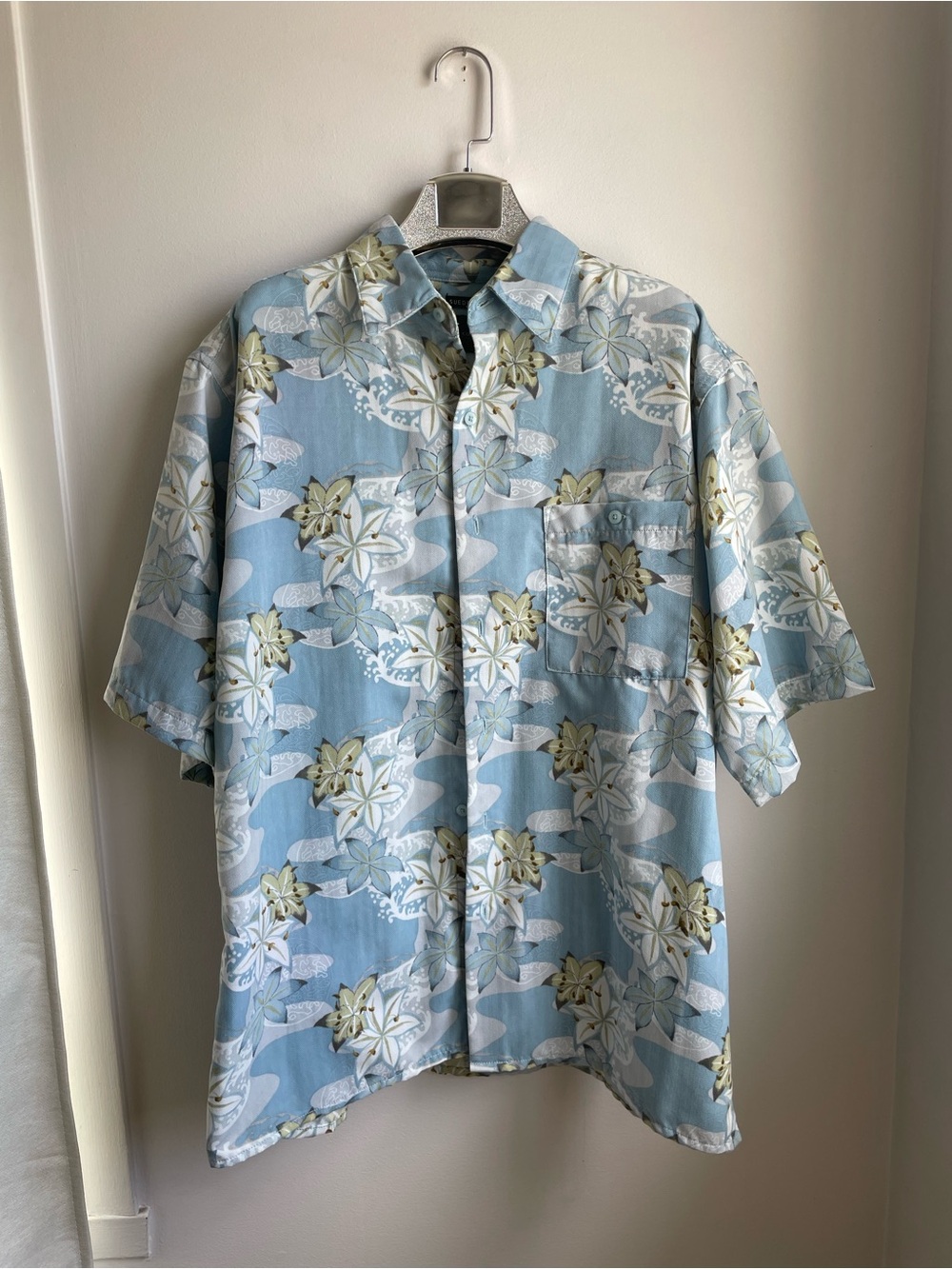 Men's Light Blue Floral Short-Sleeve Button-Up Shirt-Sueded-Hawaïan-Style-L